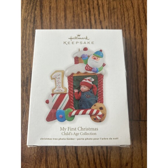2012 Hallmark Keepsake Ornament My First Christmas Candy Train Tree Photo Holder - Picture 1 of 4